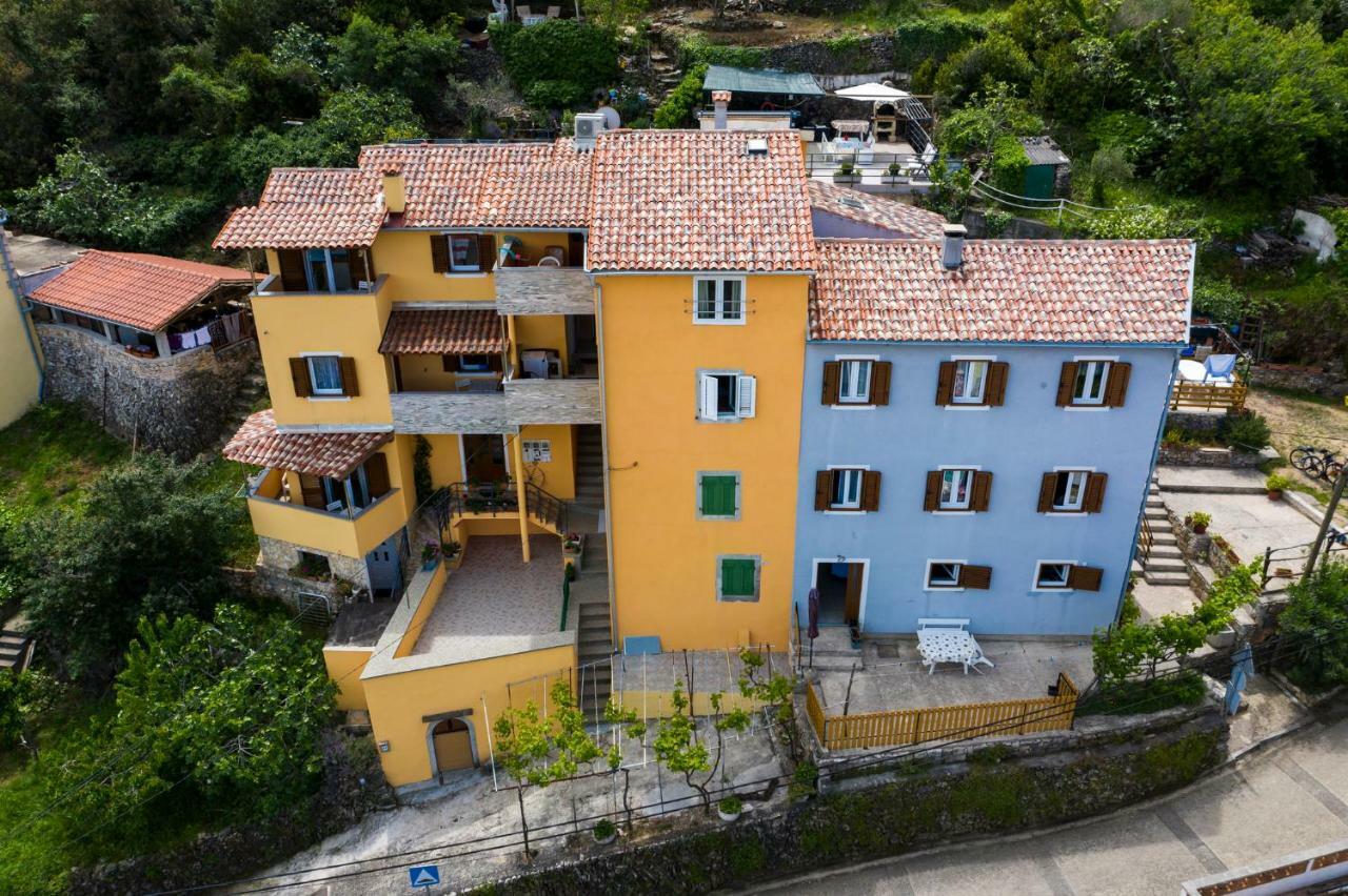 Apartments And Rooms Roberto B. Valun Zewnętrze zdjęcie